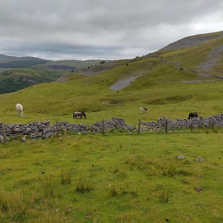 Pentre Riding Stables Hotel Abercraf Exterior photo