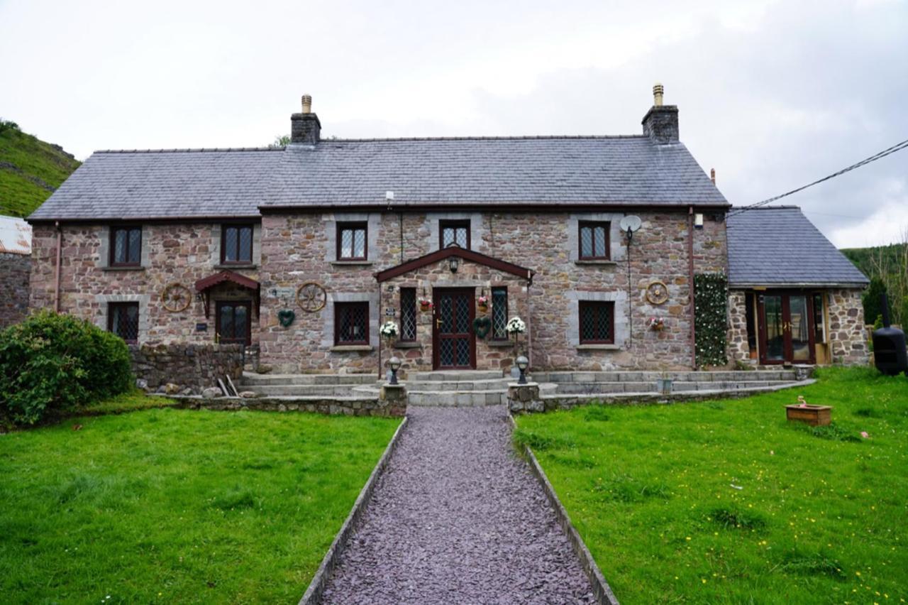 Pentre Riding Stables Hotel Abercraf Exterior photo