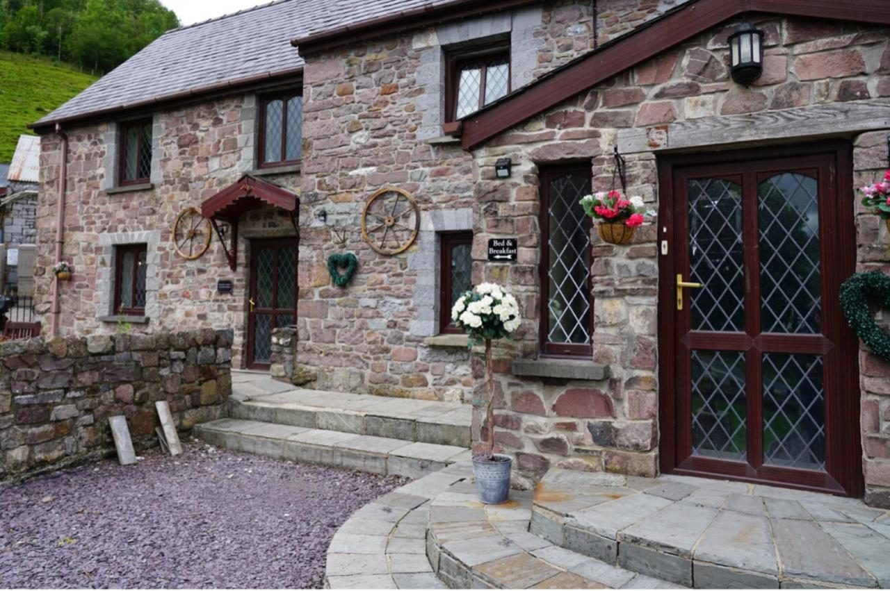 Pentre Riding Stables Hotel Abercraf Exterior photo